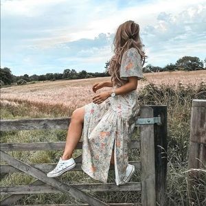 Nwt Topshop Willow Floral Print Angel 